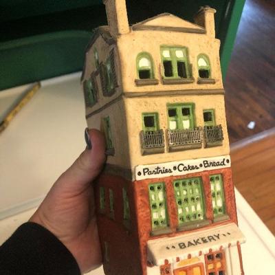 P Lot 71: Department 56 Lot 2
