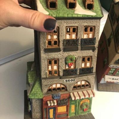 P Lot 71: Department 56 Lot 2