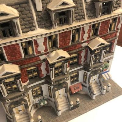 P Lot 72: Department 56 Lot 3