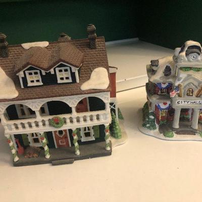 P Lot 73: Department 56 Lot 4