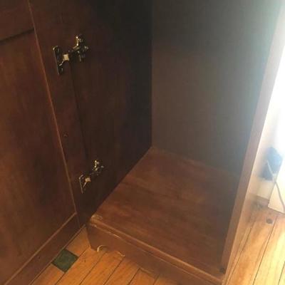 P Lot 75: Telephone Cabinet
