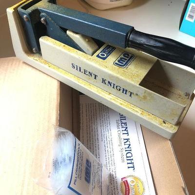 P Lot 79: Silent Knight Tablet Crushing System