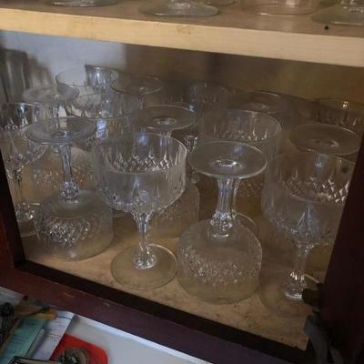 P Lot 85: Lot of Stemmed Dessert Glasses