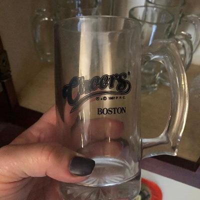 P Lot 86: Glass Beer Mugs