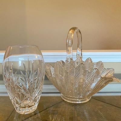 Glassware vase & basket