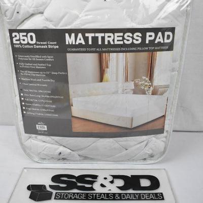 250-Thread Count Luxury Quilted Cotton Mattress Pad by Newpoint, Twin - New