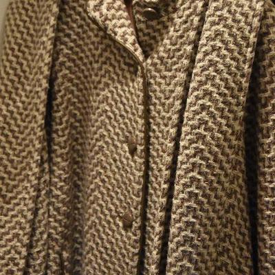 D Lot 116: Vintage Wool Knit Coat