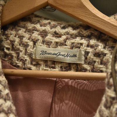 D Lot 116: Vintage Wool Knit Coat