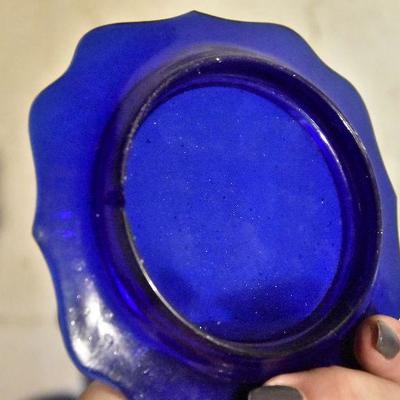 B Lot 11: Mixed Lot of Blue Glass