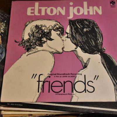 B Lot 16: Lot of Vintage Albums