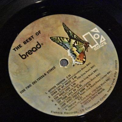 B Lot 16: Lot of Vintage Albums
