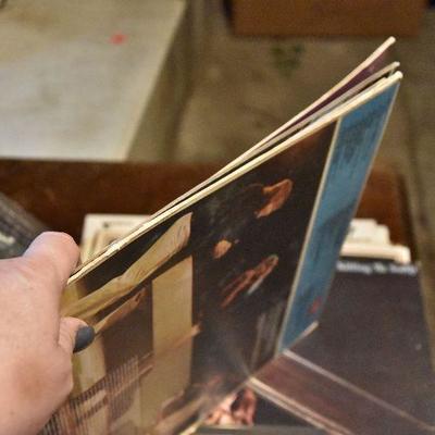 B Lot 16: Lot of Vintage Albums