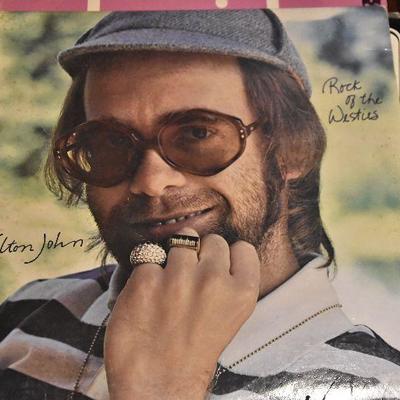 B Lot 16: Lot of Vintage Albums
