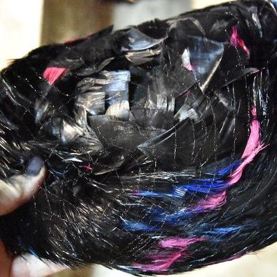 B Lot 26: Lot of Vintage Women's Hats