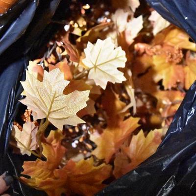 B Lot 34: Lot of Pumpkins and Autumn Garland