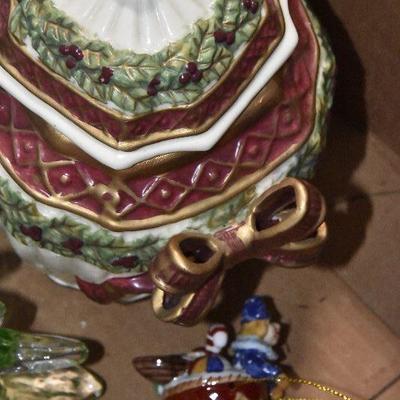 B Lot 36: Box Lot of Christmas #2