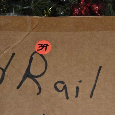 B Lot 39: Box of Holiday Garland