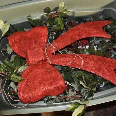 B Lot 43: Box of Holiday Ribbon and Garland