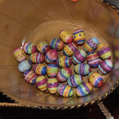 B Lot 54: Basket of Handpainted Mini Eggs
