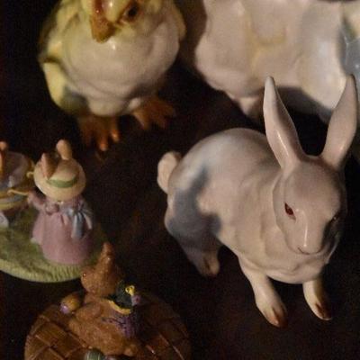 B Lot 56: Mixed Lot of Bunnies & Chicks