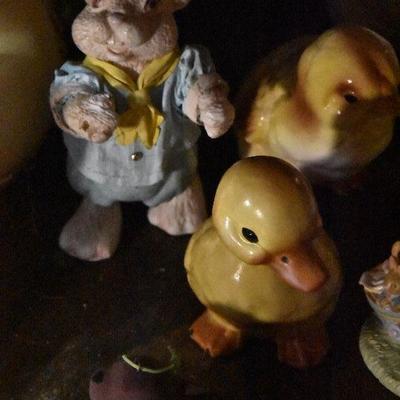 B Lot 56: Mixed Lot of Bunnies & Chicks