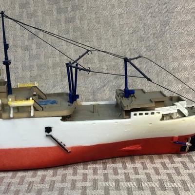 Plastic Ship Model - Cargo + Passenger