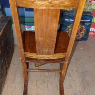 LOT 4  SEWING ROCKING CHAIR