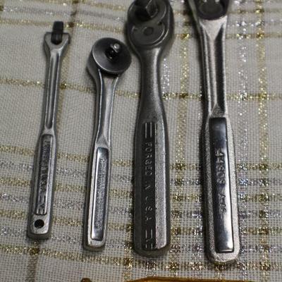 Lot 3: Bundle of (5) Socket Wrenches 