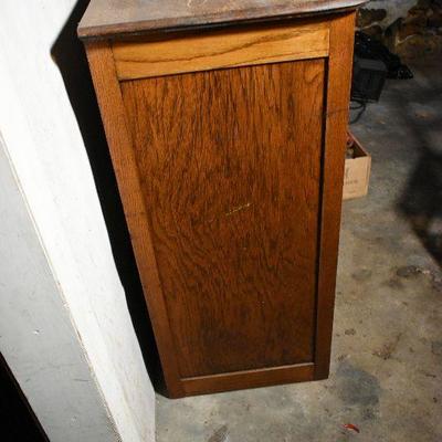 B Lot Basement:  Bureau