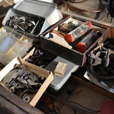 B Lot Basement:  Antique Sewing Machine