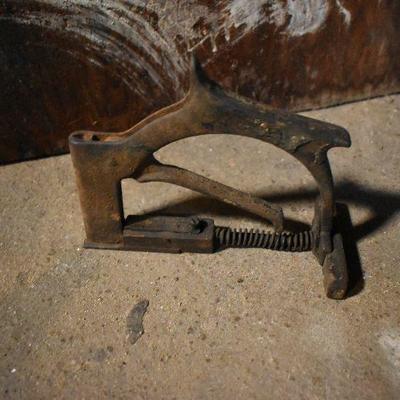 B Lot Basement:  Vintage Tool Box