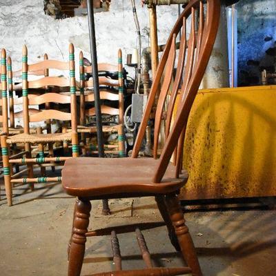 B Lot Basement:  Chair