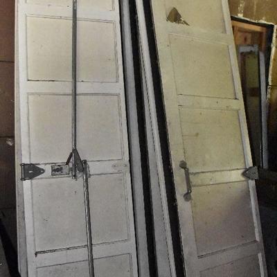 Up G Lot 4: Vintage Wood Garage Doors