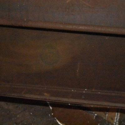 Up G Lot 7: Antique Metal Full Bed Frame