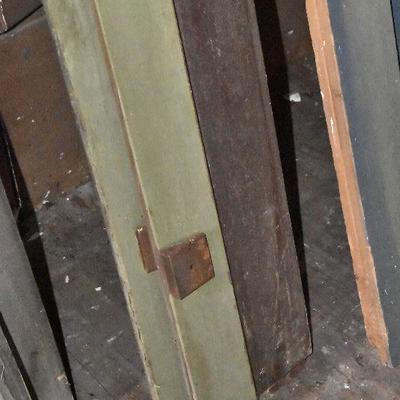 Up G Lot 8: Wood Supports for Bed Frames