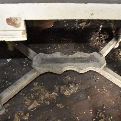 Up G Lot 17: Enameled Top Table