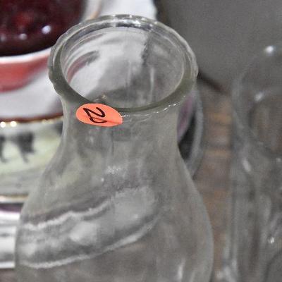 Up G Lot 20: Lot of Vintage Glass and China