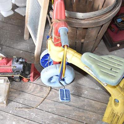 Up G Lot 32: Mixed Lot Vintage
