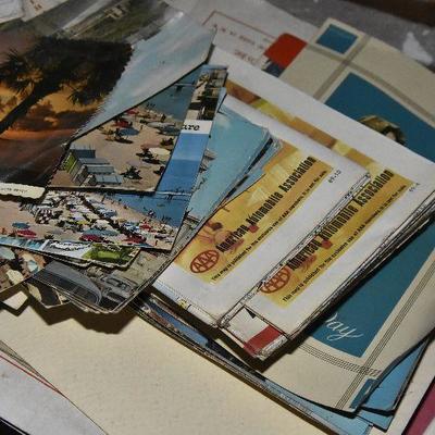 Up G Lot 35: Lot of Ephemera