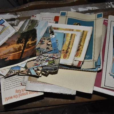 Up G Lot 35: Lot of Ephemera