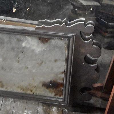Up G Lot 37: Lot of Mirrors