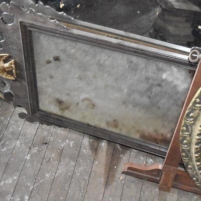 Up G Lot 37: Lot of Mirrors