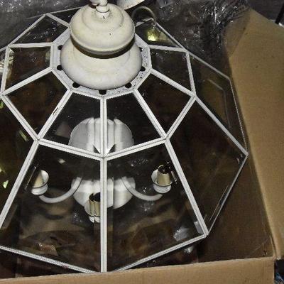 Up G Lot 41: Beveled Glass Hanging Lampshade