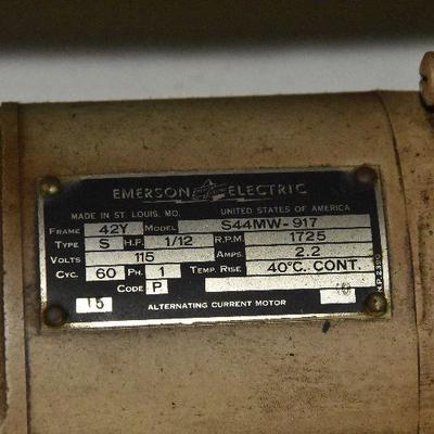 G Lot 50: Vintage Ironrite Industrial Iron