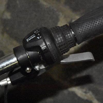 G Lot 52: Nishiki Tamarack 18" Frame Bike