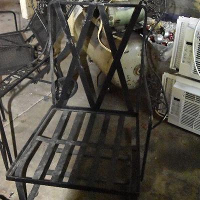 G Lot 55: Collection of Metal Outdoor Chairs and Cushions