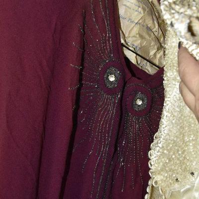 G Lot 71: Lot of Vintage Dresses