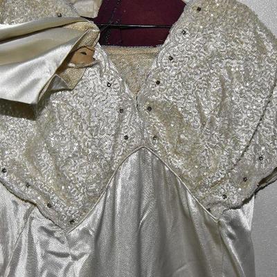 G Lot 71: Lot of Vintage Dresses