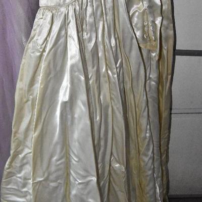 G Lot 71: Lot of Vintage Dresses