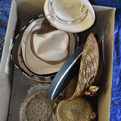G Lot 73: Lot of Vintage Women's Hats